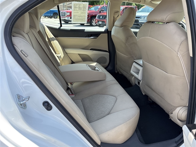 2022 Toyota Camry LE