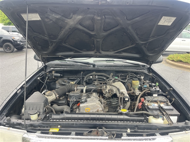 2000 Toyota Tacoma SR5