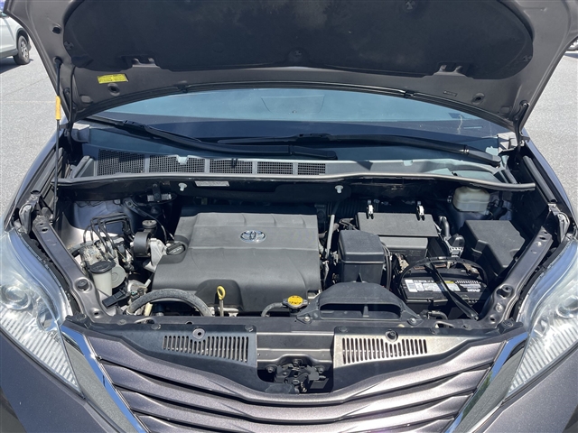 2015 Toyota Sienna LE 8-Passenger