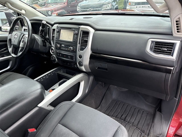 2018 Nissan Titan SV