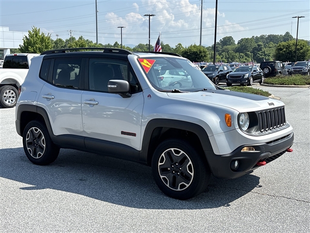 2017 Jeep Renegade Trailhawk