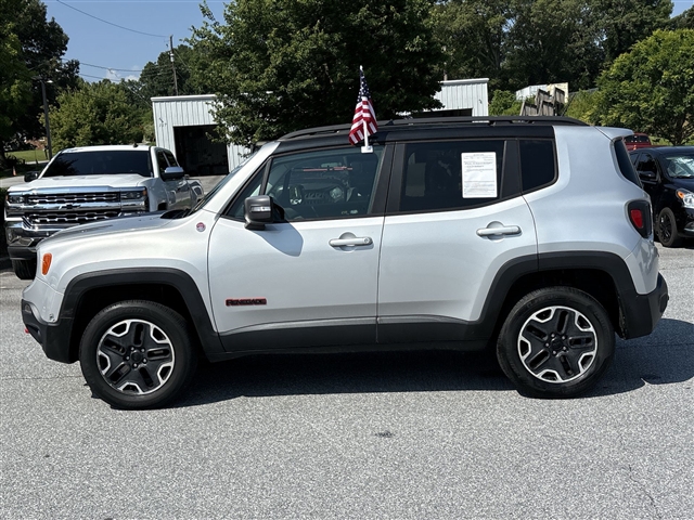2017 Jeep Renegade Trailhawk