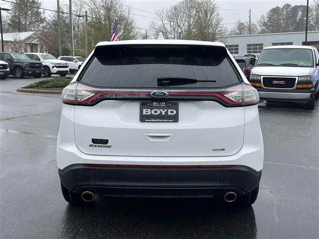 2018 Ford Edge SE
