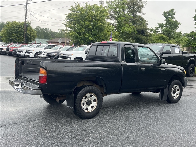 2000 Toyota Tacoma SR5