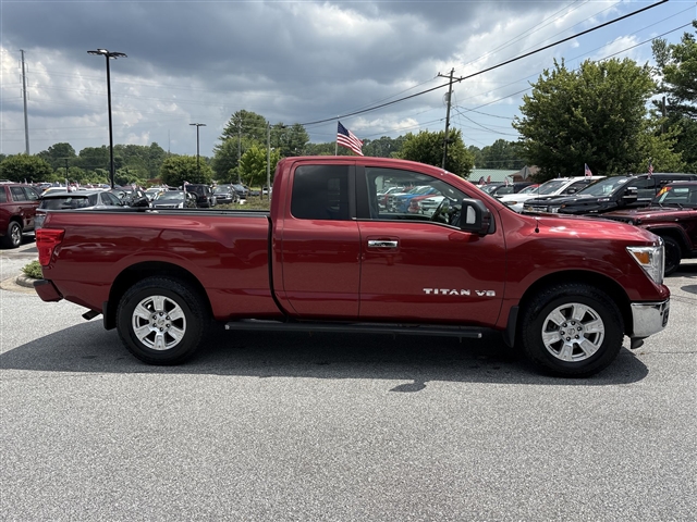 2018 Nissan Titan SV