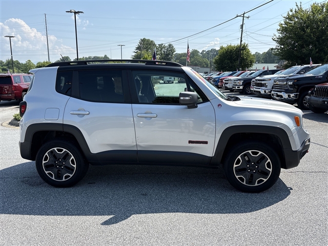 2017 Jeep Renegade Trailhawk