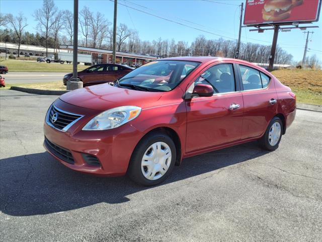 2012 Nissan Versa 1.6 SV