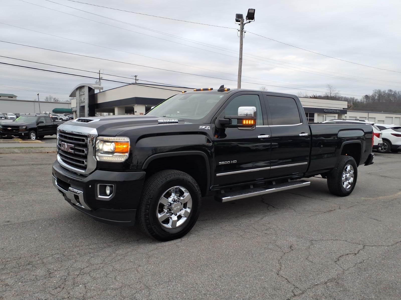 2019 GMC Sierra 3500HD SLT Crew Cab 4WD
