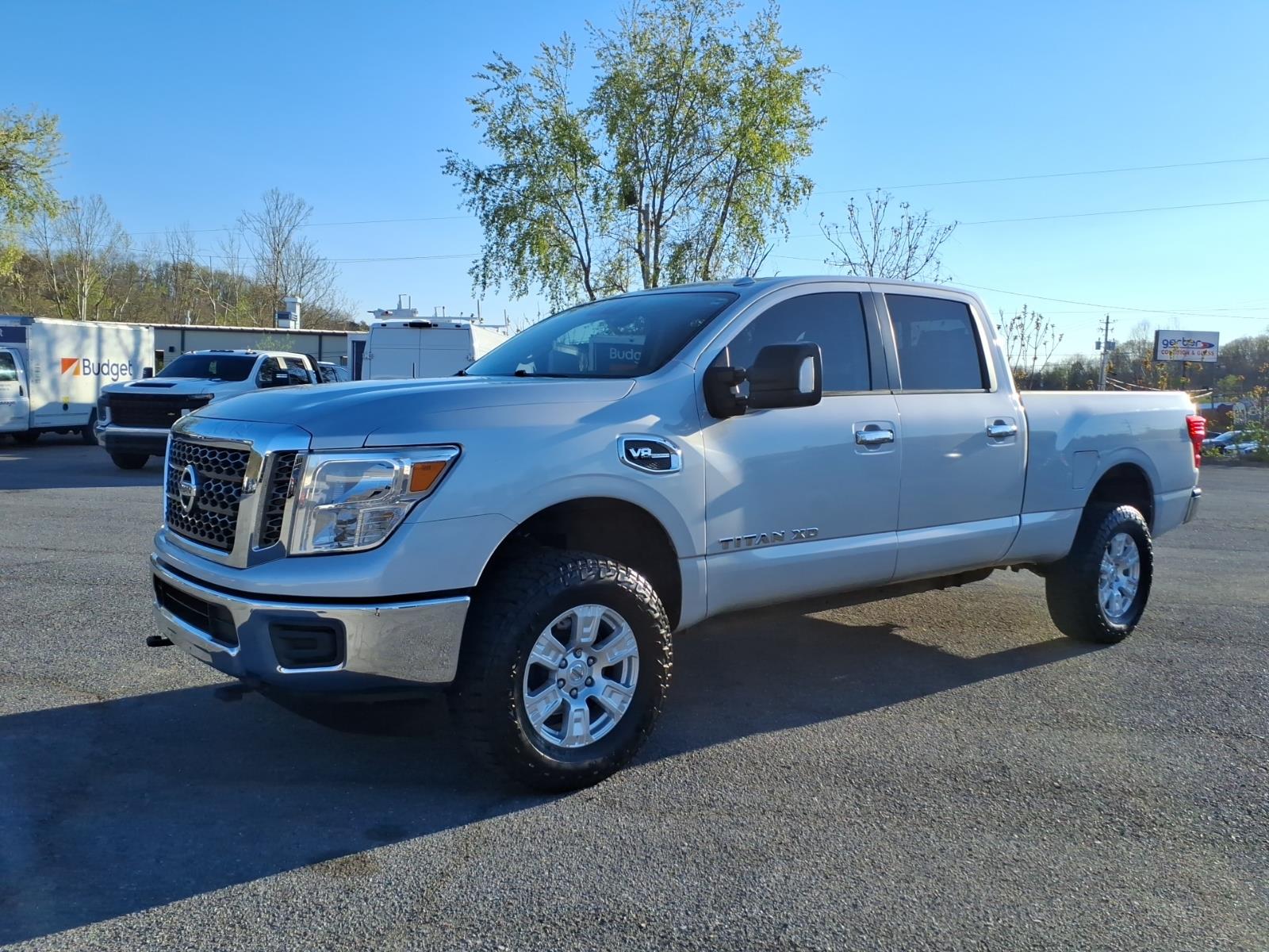Silver 2018 Nissan Titan Pickup Truck 7-Speed Automatic