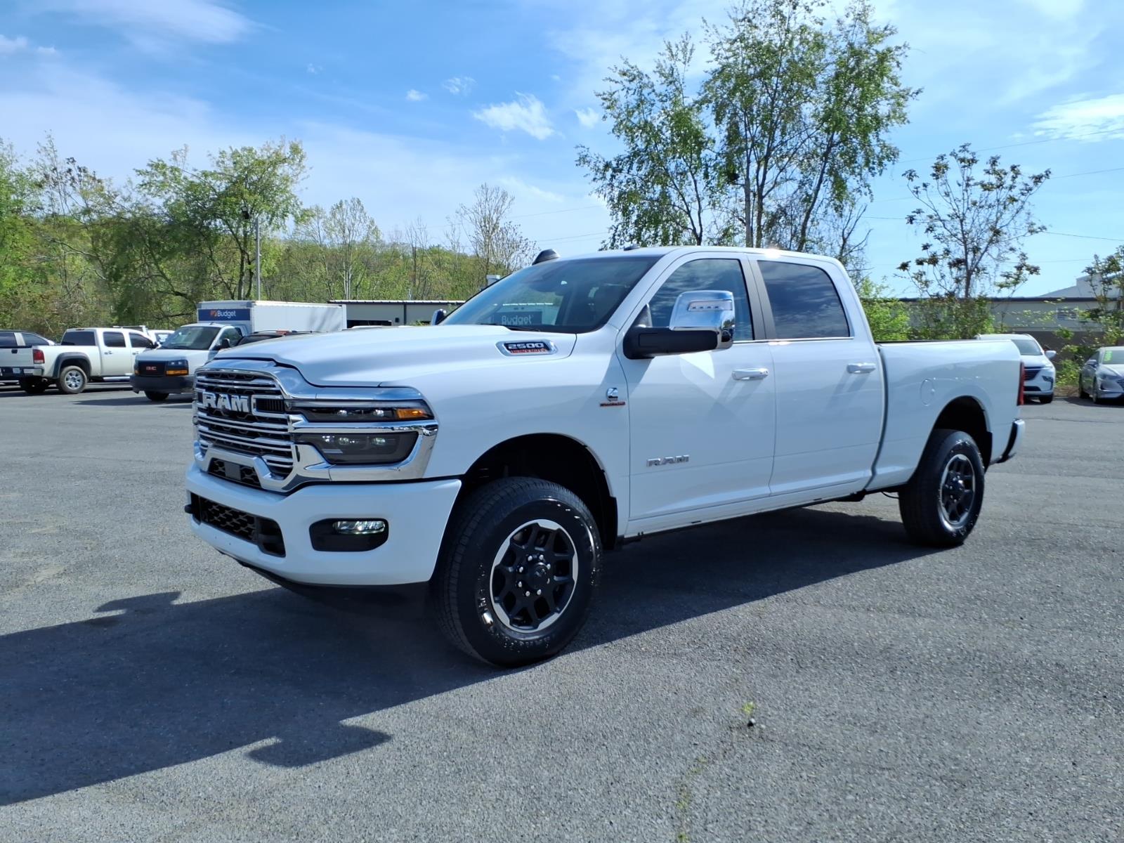 White Bright White Clear 2025 RAM 2500 Laramie Crew Cab 4WD Pickup Truck Four-Wheel Drive 8-Speed Automatic
