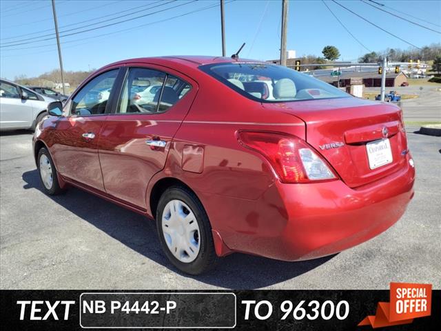 2012 Nissan Versa 1.6 SV