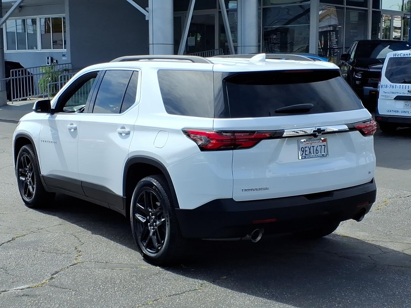 View vehicle photo 6