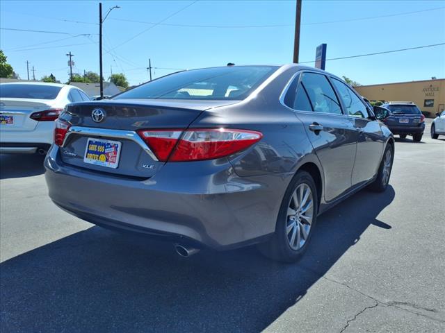 2016 Toyota Camry XLE