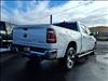 2019 RAM 1500 Laramie - thumbnail 2