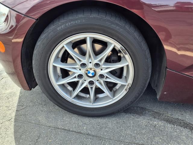 2005 BMW Z4 2.5i