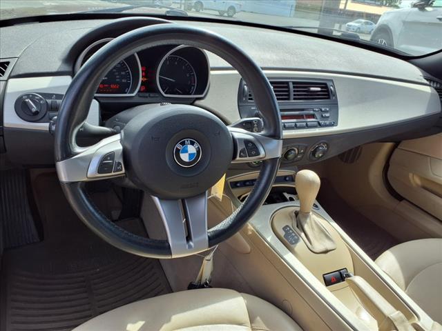 2005 BMW Z4 2.5i