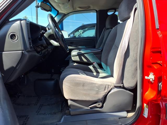 2005 Chevrolet Silverado 2500HD LS