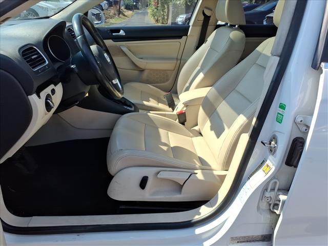 2012 Volkswagen Jetta SportWagen SE PZEV