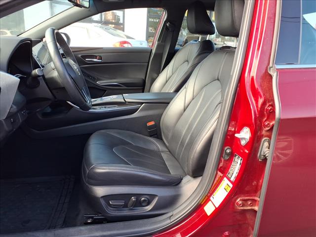 2022 Toyota Avalon XLE