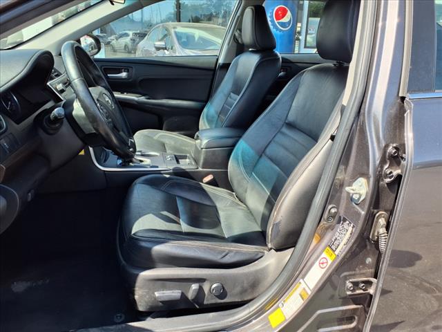 2016 Toyota Camry XLE