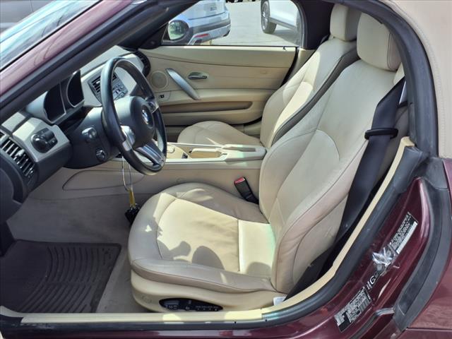 2005 BMW Z4 2.5i