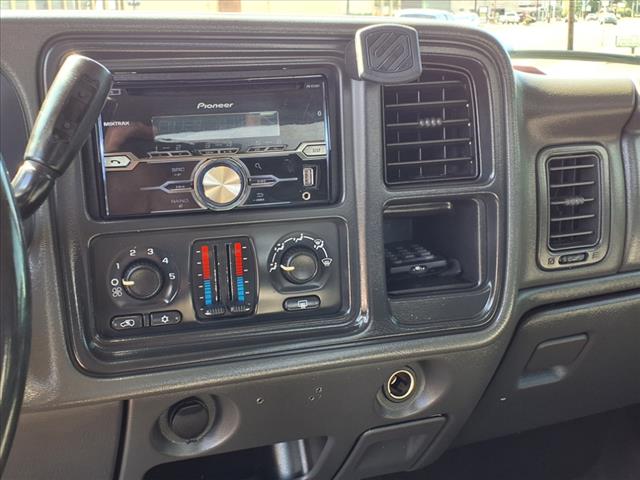 2005 Chevrolet Silverado 2500HD LS