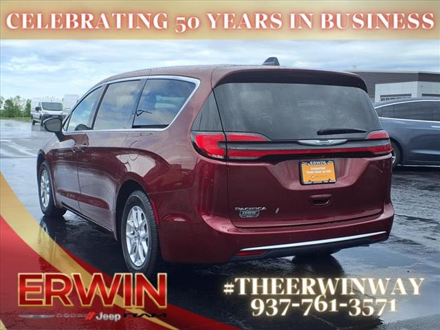 2023 Chrysler Pacifica Touring L