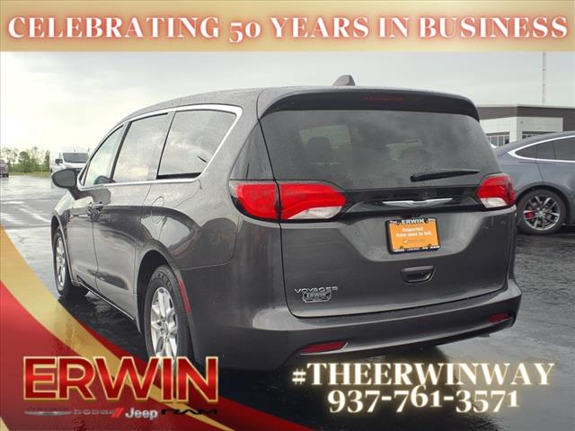 2023 Chrysler Voyager LX