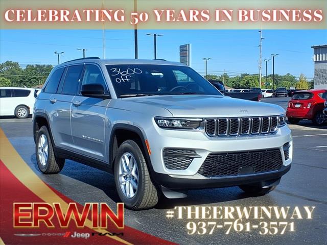 2025 Jeep Grand Cherokee Laredo