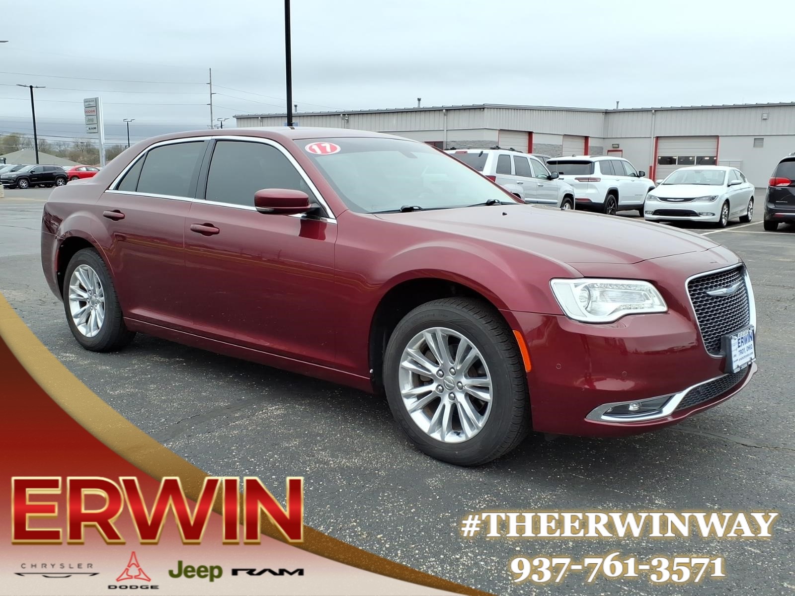 Velvet Red Pearl Coat (prv) 2017 Chrysler 300 Limited RWD Sedan Rear-Wheel Drive 8-Speed Automatic
