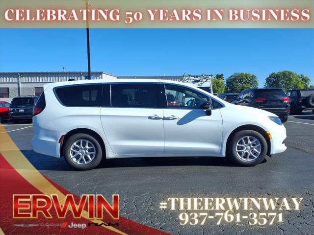 2026 Chrysler Voyager LX