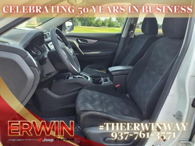 2016 Nissan Rogue 