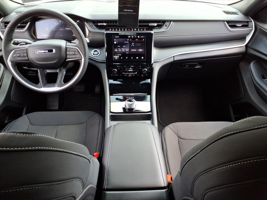 2025 Jeep Grand Cherokee Laredo - Photo 6