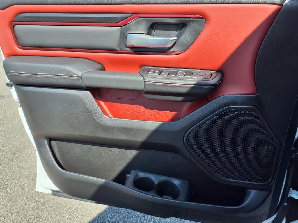 2026 RAM 1500 Rebel - Photo 8