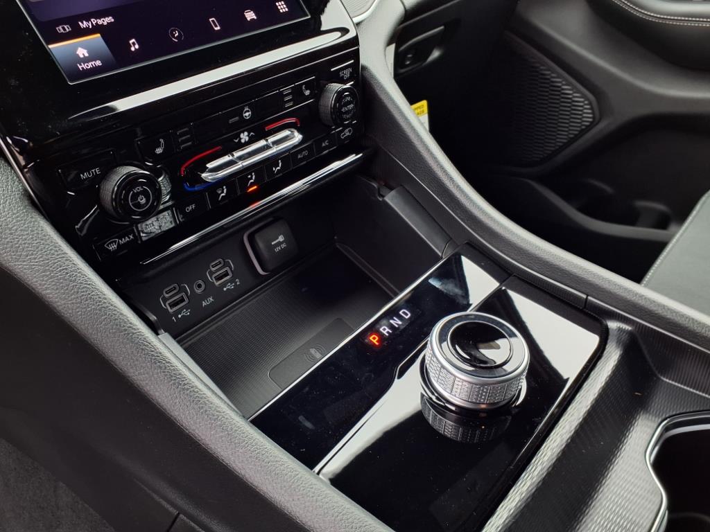 2025 Jeep Grand Cherokee Laredo - Photo 9