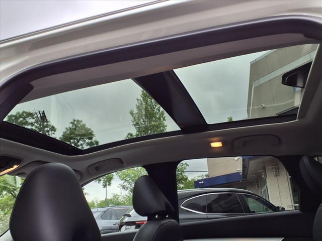 2022 INFINITI QX50 Essential