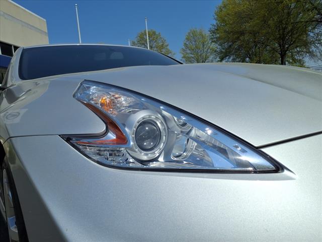 2011 Nissan 370Z Base
