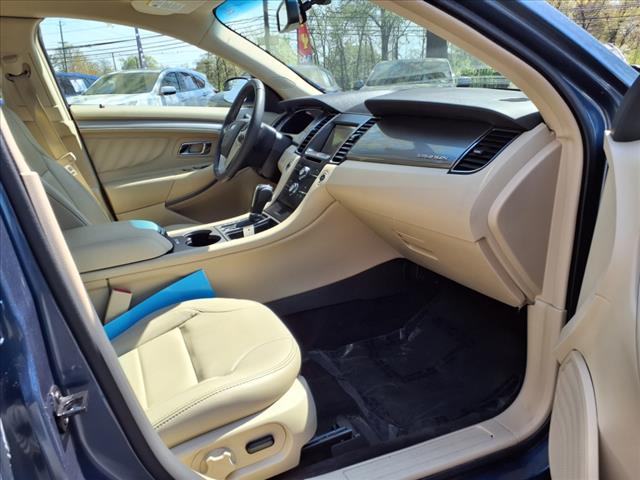 2018 Ford Taurus SEL