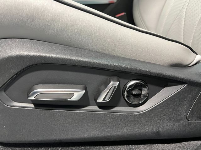 2025 Acura MDX w/Advance Package