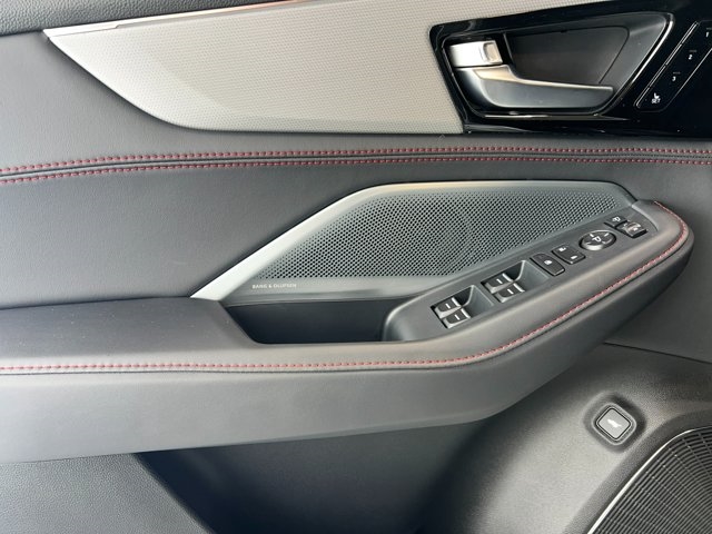 2025 Acura MDX w/A-Spec Package