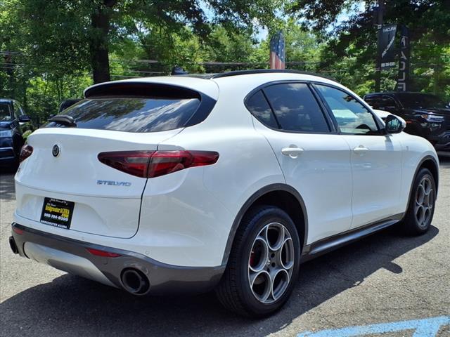 2022 Alfa Romeo Stelvio Ti