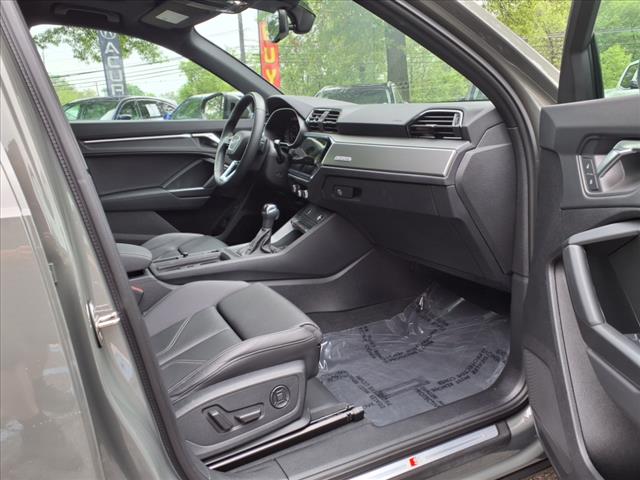 2024 Audi Q3 quattro S line Prem Plus 45 TFSI