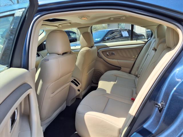 2018 Ford Taurus SEL