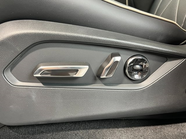 2025 Acura MDX w/Advance Package