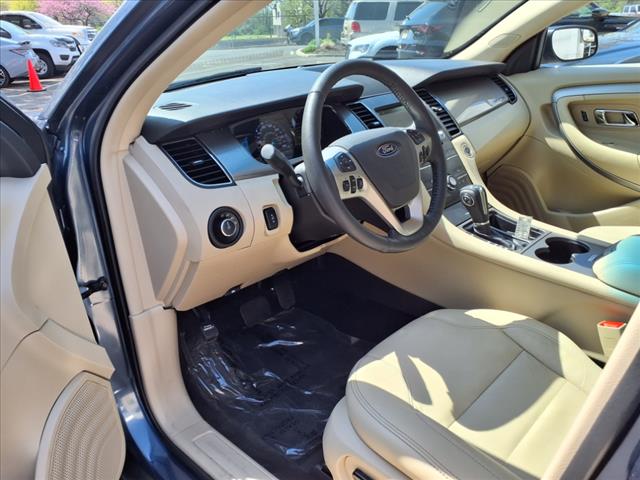 2018 Ford Taurus SEL