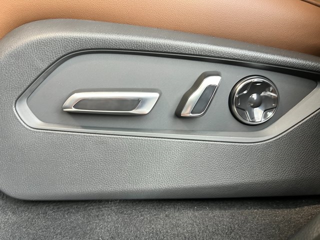 2025 Acura MDX w/Technology Package