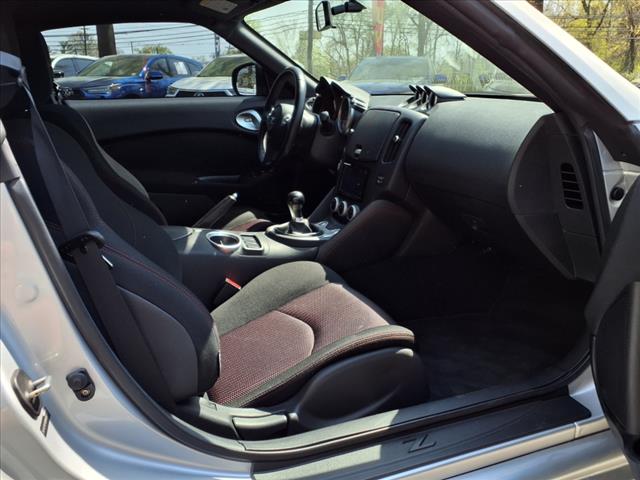 2011 Nissan 370Z Base