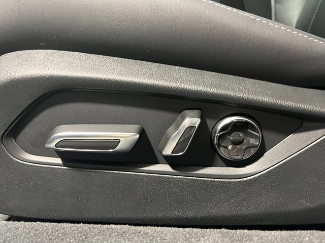 2025 Acura TLX w/Technology Package