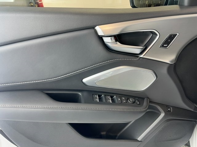 2025 Acura RDX w/Technology Package