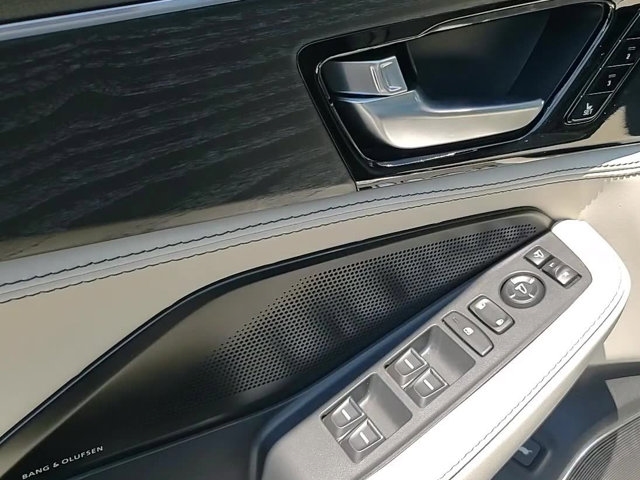 2025 Acura MDX Type S w/Advance Package